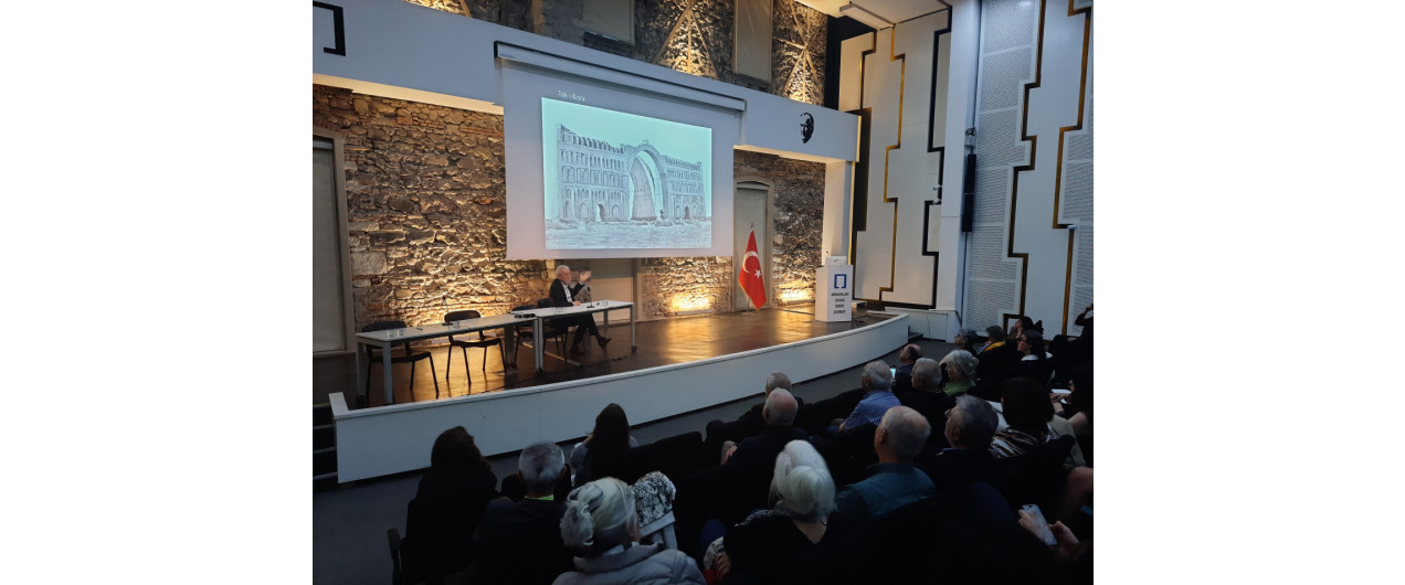 MİMAR SİNAN HAFTASI ETKİNLİKLERİ KAPSAMINDA PROF. DR. UĞUR TANYELİ'NİN "SİNAN'I OSMANLI BAĞLAMINDA DÜŞÜNMEK" BAŞLIKLI SUNUMU GERÇEKLEŞTİ