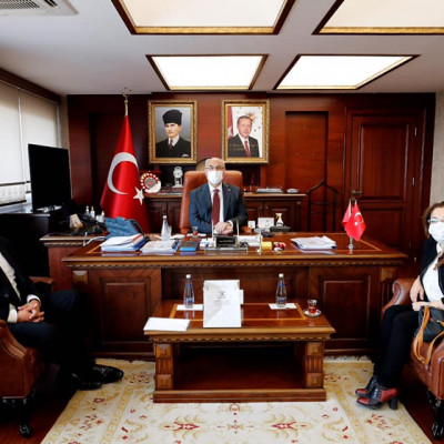 Mimarlar Odası İzmir Şubesi Yönetim Kurulu İzmir Valiliği’ni Ziyaret Etti