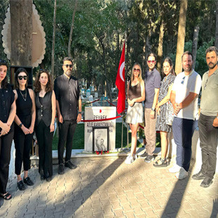 FERDİ ZEYREK KABİR ZİYARETİ