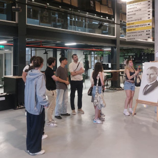 İTÜ Mimarlık Kulübü, İzmir Programı Kapsamında İzmir Mimarlık Merkezi’ni Ziyaret Etti